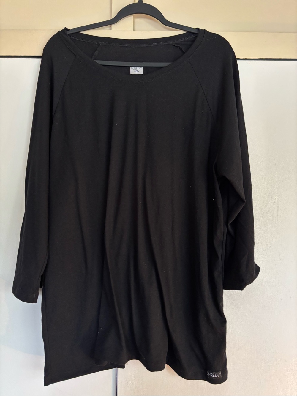 Black Women's Long Sleeve Top Shredly